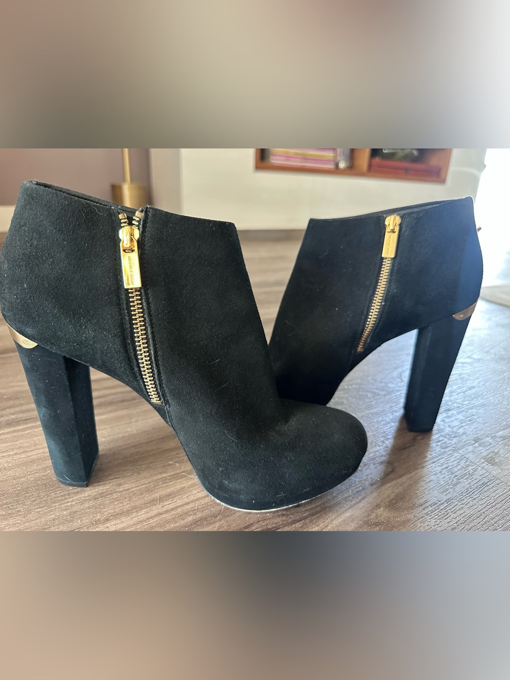Michael Kors Black Suede Platform Booties – Size 10 – Gently Used 🖤